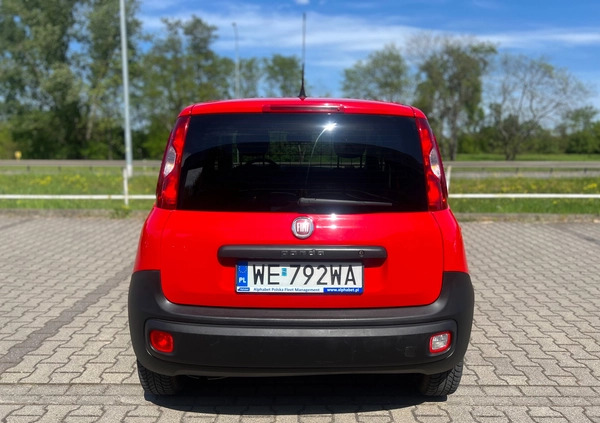 Fiat Panda cena 29900 przebieg: 130000, rok produkcji 2018 z Swarzędz małe 254
